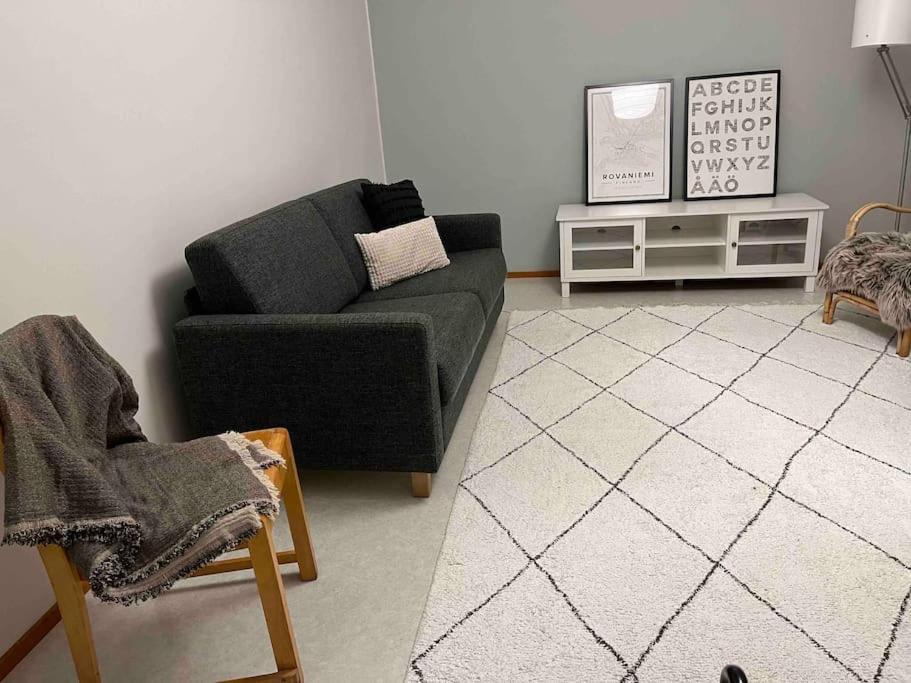 Spacious Apartment For 5 Next To The Train Station Rovaniemi Esterno foto