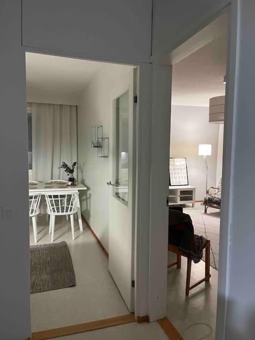 Spacious Apartment For 5 Next To The Train Station Rovaniemi Esterno foto